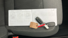 Nissan Qashqai 1.3 DiG-T MH 158 N-Connecta 5dr Xtronic Petrol Hatchback